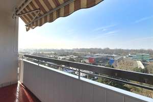 Wertstabil - 2 ZKB mit Aussichtsbalkon und PKW-Stellplatz!