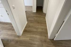 Frisch renovierte 2,5 Zimmer-Wohnung mit Balkon im Hochparterre – Fregattenstr. 26, 23558 Buntekuh, Lübeck – Vorschaubild 2