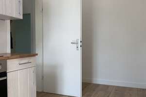 *** Stilvolle 2-Zimmerwohnung - ideal für Singles oder Paare *** – Sattlerstr 4, 42105 Elberfeld, Wuppertal – Vorschaubild 2