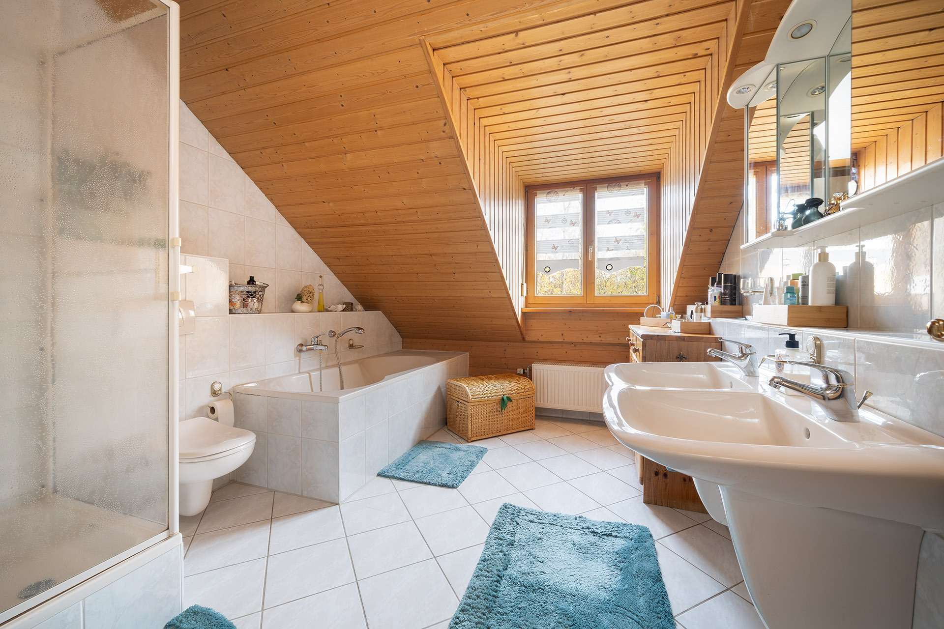 Immobilie in Au in der Hallertau - Ruhig und gediegen! Gepflegte Doppelhaushälfte auf schönem Grundstück - Bild 6