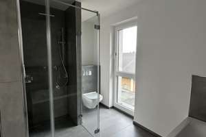 Geschmackvolle, neuwertige 3-Zimmer-Penthouse-Wohnung mit lux. Innenausstattung mit EBK in Erlangen – Die vollständige Adresse der Immobilie erhältst du vom Anbieter., 91054 Altstadt, Erlangen – Vorschaubild 10