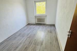 *3 Monate keine Kaltmiete zahlen* 3 Zimmer-Wohnung mit Balkon & Aufzug in GE Buer – Crangerstr 4, 45894 Buer, Gelsenkirchen – Vorschaubild 8