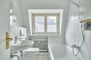 Helle 2-Zimmer-DG-Wohnung in zentraler Lage – 67 m² – Körnerstr 1b, 33602 Mitte, Bielefeld – Vorschaubild 4