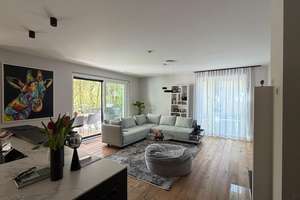  4 / 5 Zimmer-Wohnung  (optional 5) mit Terrasse und Garten 