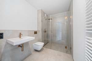 Neubau/ab sofort bezugsfertig: Charmante 3 Zimmerwohnung mit S/W-Balkon (direkt vom Eigentümer) – Bogenallee 8, 20144 Harvestehude, Hamburg – Vorschaubild 9