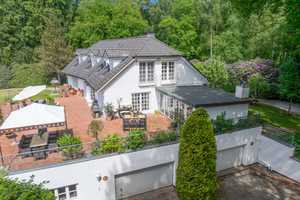 Energieeffiziente Landhaus-Villa mit parkähnlichem Grundstück – Pinneberg (Kreis) – Vorschaubild 19