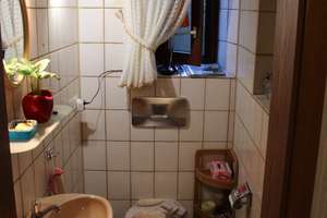 3 Fam.Haus mit Doppelgarage, Photovoltaik und großen Garten – Die vollständige Adresse der Immobilie erhältst du vom Anbieter., 90587 Veitsbronn – Vorschaubild 14