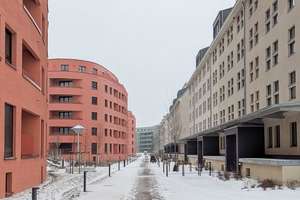 HOMESK - Direkt an der Havel: 4-Zimmer-EG-Wohnung mit Garten, Terrasse und Wasserblick – Parkstraße 11, 13585 Hakenfelde, Berlin – Vorschaubild 42