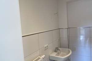 Attraktive Erdgeschoss 2,5-Zimmer-Wohnung mit Terrasse in Oberhausen Schmachtendorf – Schmachtendorfer Str. 54, 46147 Holten, Oberhausen – Vorschaubild 5