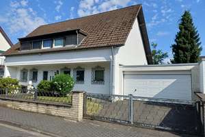 repräsentatives Einfamilienhaus mit Empore, Wintergarten, Kamin – Die vollständige Adresse der Immobilie erhältst du vom Anbieter., 53797 Lohmar – Vorschaubild 35