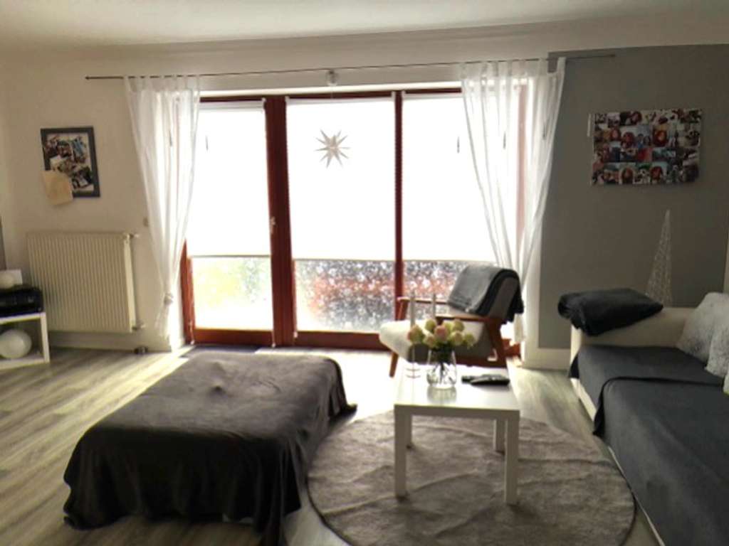 Immobilie in Stralendorf - Einfamilienhaus in ruhiger Randlage mit gemauerten Kaminofen und massiver Garage - Bild 3