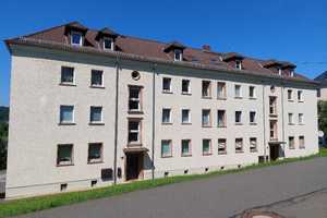 !! Eigentums-Wohnung in Elsterberg Dachgeschoss 2 Zimmer Küche Bad mit Balkon! mit eigenem Garten...