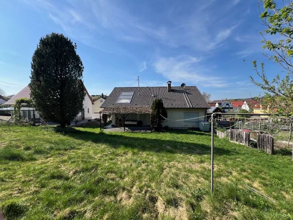 Immobilie in Welden - Geräumiges Einfamilienhaus mit Garage in Welden - Bild 3