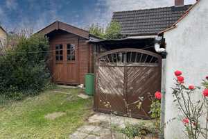 Doppelhaushälfte mit Potential - ideal für handwerklich Begabte! – Lübeck – Vorschaubild 7