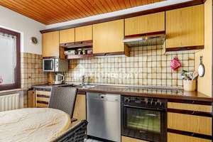 Reihenhaus mit Sonnengarten. Garage, 3 Zimmern und gemütlichem Dachgeschoss-Studio – Die vollständige Adresse der Immobilie erhältst du vom Anbieter., 72760 Reutlingen-Mitte, Reutlingen – Vorschaubild 7