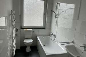 Schöne 2-Zimmer-Wohnung mit neuem Laminatboden in Hagen Zentrum! – Elberfelderstraße 44, 58095 Mittelstadt, Hagen – Vorschaubild 7