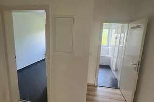 Frei ab sofort ! 3 Zimmer Wohnung mit Balkon – Möntingstraße 3, 45881 Schalke, Gelsenkirchen – Vorschaubild 3