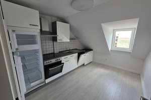 Innenstadtlage - sehr schöne renovierte 3-ZKB, 81m² (102m²) Dachgeschoss-Wohnung, EK, 2 Bäder  – Lutherstr 11, 34117 Nord (Holland), Kassel – Vorschaubild 7