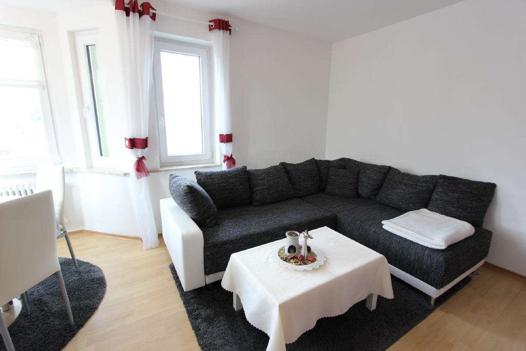 Immobilie in Wangen im Allgäu - 3,5 Zimmer mit sonnigem Balkon in guter Lauflage zur Altstadt - Bild 3