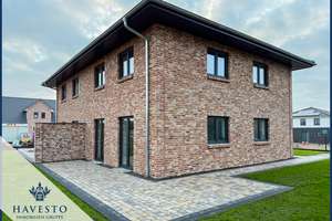Erstbezug! KFW40 Neubau Doppelhaushälfte mit A+ Effizienz und Süd Ost Terrasse