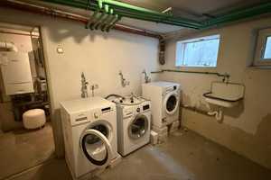 *Kapitalanleger aufgepasst* Wohn-Ensemble mit 4 separaten Wohnungen und Doppelgarage – Marktstr. 2b, 60388 Frankfurt am Main – Vorschaubild 34