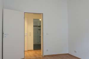 SCHÖNE SANIERTE ALTBAUWOHNUNG MIT EINBAUKÜCHE IM HERZEN VON DÜSSELDORF ELLER – 40229 Eller, Düsseldorf – Vorschaubild 20