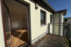 Gemütliche 2-Raum-Wohnung mit Balkon sucht Nachmieter! – Lemsdorfer Weg 8+10, 39112 Magdeburg – Vorschaubild 3