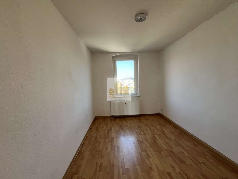 Immobilie in Merseburg - modernisiertes Mehrfamilienhaus mit PV Anlage in Merseburg für Faktor 18 - Bild 2