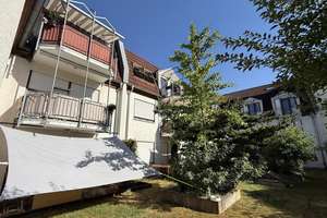FREIWERDEND: 2-Zimmerwohnung mit 2 Balkonen und TG-Stellplatz in schöner Lage von Beiertheim – Die vollständige Adresse der Immobilie erhältst du vom Anbieter., 76135 Beiertheim-Bulach, Karlsruhe – Vorschaubild 2