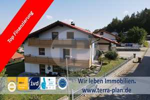 FERIENDOMIZIL MIT RUHESITZ
REPRÄSENTATIVES WOHNHAUS 
GEEIGNET FÜR 3 - FAMILIEN – Freyung-Grafenau (Kreis) – Vorschaubild 1