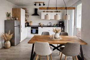 Moderne Ausstattung, großer Balkon & eigener Stellplatz! 2 Zimmer in Fallersleben