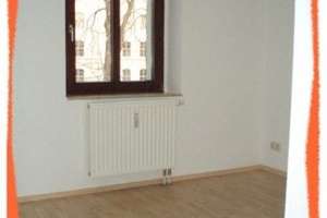3-Zimmer-Wohnung in Zwickau mit BALKON und schön gemütlich! – Römerstraße 6, 8056 Mitte-Nord, Zwickau – Vorschaubild 6