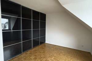 Gemütliche DG-Wohnung mit EBK – Einigkeitstr. 19, 45133 Bredeney, Essen – Vorschaubild 4