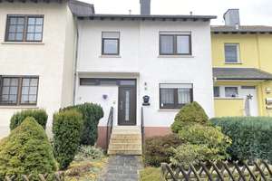 Gepflegtes Reihenmittelhaus in guter Lage! – Die vollständige Adresse der Immobilie erhältst du vom Anbieter., 55606 Kirn – Vorschaubild 2