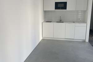Top moderne 2 Zi-Wohnung mit Balkon in ruhiger Innenhoflage in Haidhausen – Einsteinstraße 107 a, 81675 Steinhausen, München – Vorschaubild 4