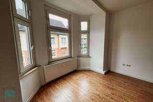 ***Erker, Balkon, Baumblick – Charmante 3-Zimmer-Wohnung im Herzen von Barmen – Klingelholl 122, 42281 Barmen, Wuppertal – Vorschaubild 4