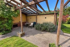Einfamilienhaus mit großem Garten, sonniger Südterrasse & Doppelgarage im Falkenhagener Feld – Die vollständige Adresse der Immobilie erhältst du vom Anbieter., 13589 Falkenhagener Feld, Berlin – Vorschaubild 19