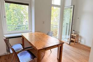 3 Zimmer auf 40 m²! Ruhige, sanierte Altbauwohnung mit großem Balkon in westlicher Ausrichtung – Die vollständige Adresse der Immobilie erhältst du vom Anbieter., 10243 Friedrichshain, Berlin – Vorschaubild 2