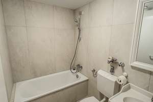 WG-Zimmer / Neugründung 2er-WG mit Balkon in München-Freiman – Starenweg 14, 80937 Am Hart, München – Vorschaubild 10
