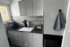Zwischenmiete ab Nov bis Jan: Helle 1,5-Zimmer Wohnung im 4. OG mit Balkon in München-Obersendling – Die vollständige Adresse der Immobilie erhältst du vom Anbieter., 81369 Untersendling, München – Vorschaubild 5