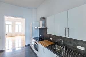 Renovierte 2-Zimmer-Wohnung + Küche im Nordend – Die vollständige Adresse der Immobilie erhältst du vom Anbieter., 60316 Nordend-Ost, Frankfurt am Main – Vorschaubild 3