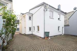 3 Wohneinheiten - 2 Gebäude: Wohnkomplex in Innenstadtnähe – Die vollständige Adresse der Immobilie erhältst du vom Anbieter., 24837 Schleswig – Vorschaubild 3