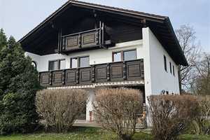 Charmantes, großes Zweifamilienhaus, mit viel Komfort, in ruhiger Wohnlage in Rosenheim, Fürstätt! – Rosenheim – Vorschaubild 2