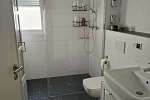Helle 3-Zi.-Wohnung mit moderner Ausstattung und Balkon im Klostergarten Mainz – Drosselweg 1, 55122 Hartenberg-Münchfeld, Mainz – Vorschaubild 9