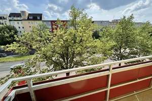 Gut geschnittene 3-Zimmer-Wohnung mit Südbalkon bei Schloss Charlottenburg