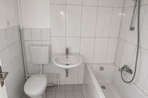 Helle 3-Zimmer-Wohnung mit guter Raumaufteilung – Alter Deutscher Ring 45, 47798 Stadtmitte, Krefeld – Vorschaubild 8
