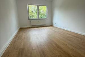 3er WG - Erstbezug nach Sanierung mit EBK in Essen 🏡  – Herwarthstraße 71, 45138 Huttrop, Essen – Vorschaubild 1