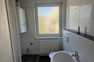 Helle 3-Zimmerwohnung mit Tageslichtbad|Wohnen am Stadtrand | Gelskirchen Heßler – Fersenbruch 165, 45883 Heßler, Gelsenkirchen – Vorschaubild 3