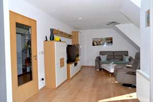 Ruhig gelegene Maisonette Wohnung mit Weitblick und Komfort
PREIS AUF ANFRAGE! – Die vollständige Adresse der Immobilie erhältst du vom Anbieter., 9125 Altchemnitz, Chemnitz – Vorschaubild 9