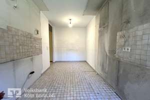 Dellbrück - Dreizimmerwohnung im Hochparterre mit Tiefgaragenstellplatz und Balkon – Die vollständige Adresse der Immobilie erhältst du vom Anbieter., 51069 Dellbrück, Köln – Vorschaubild 8
